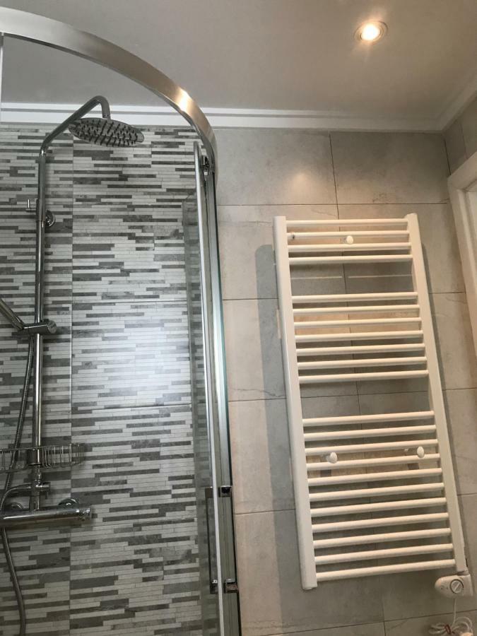 דניה Lovely Apartment Old Town מראה חיצוני תמונה
