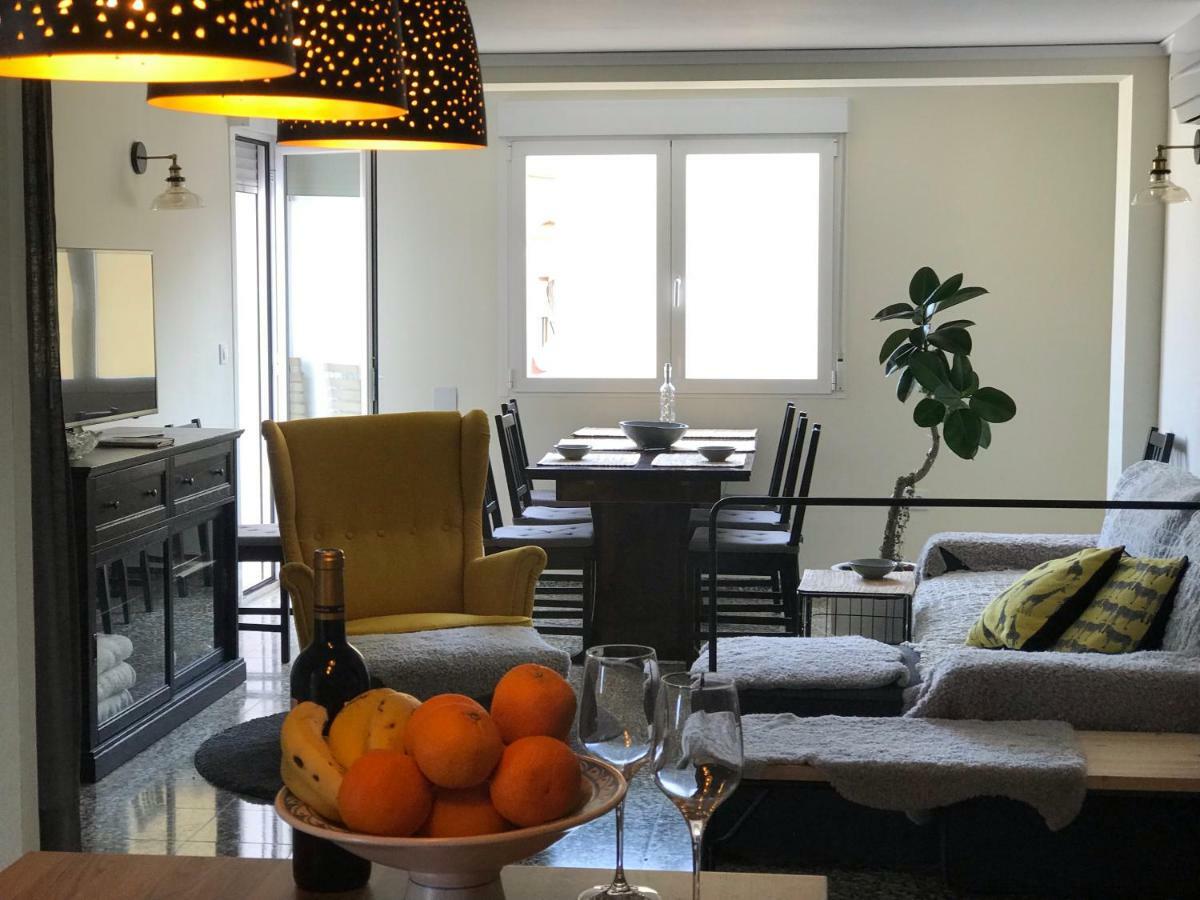 דניה Lovely Apartment Old Town מראה חיצוני תמונה