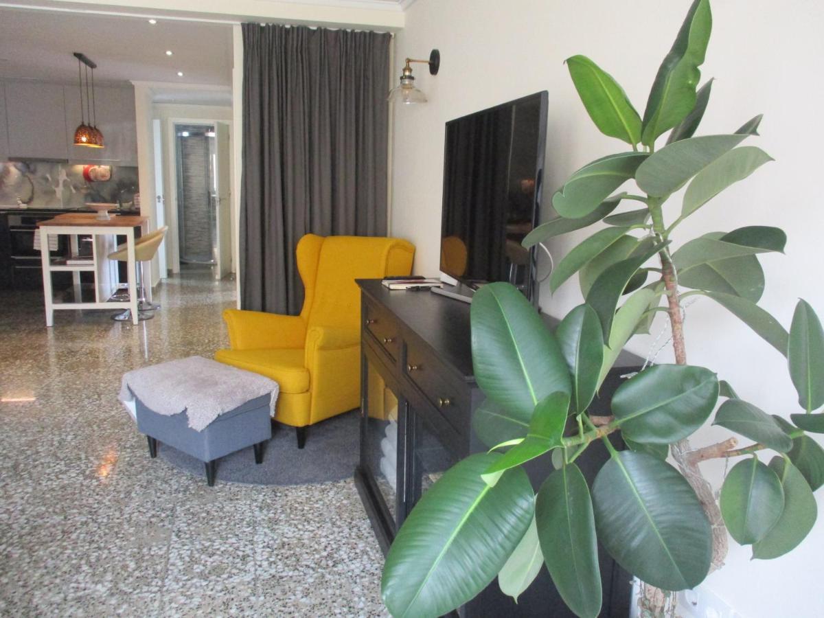 דניה Lovely Apartment Old Town מראה חיצוני תמונה